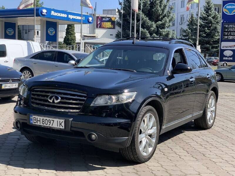 Infiniti FX35 фото