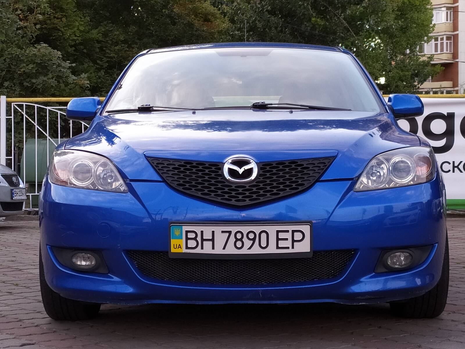 Mazda 3 фото