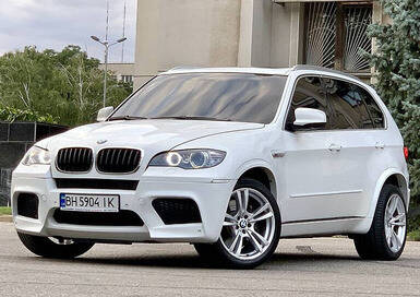 BMW X5 M фото